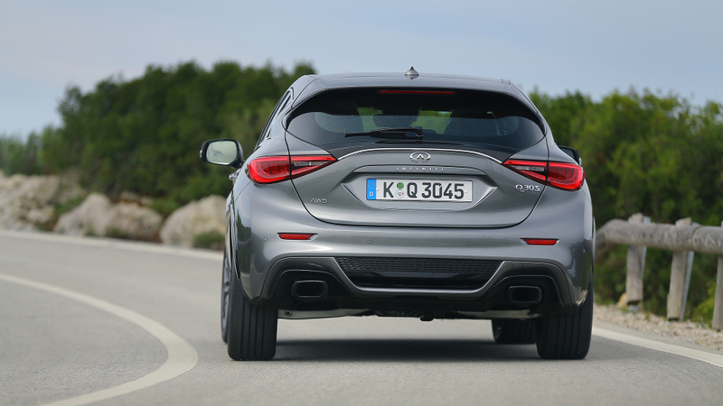 Illustration for article titled 2017 Infiniti Q30: Infiniti Does Something Different And It Works Damn Well